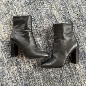 Steve Madden booties - black size 6.5